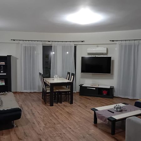 Panorama Apartament Plaza Tower Σάτου Μάρε Εξωτερικό φωτογραφία