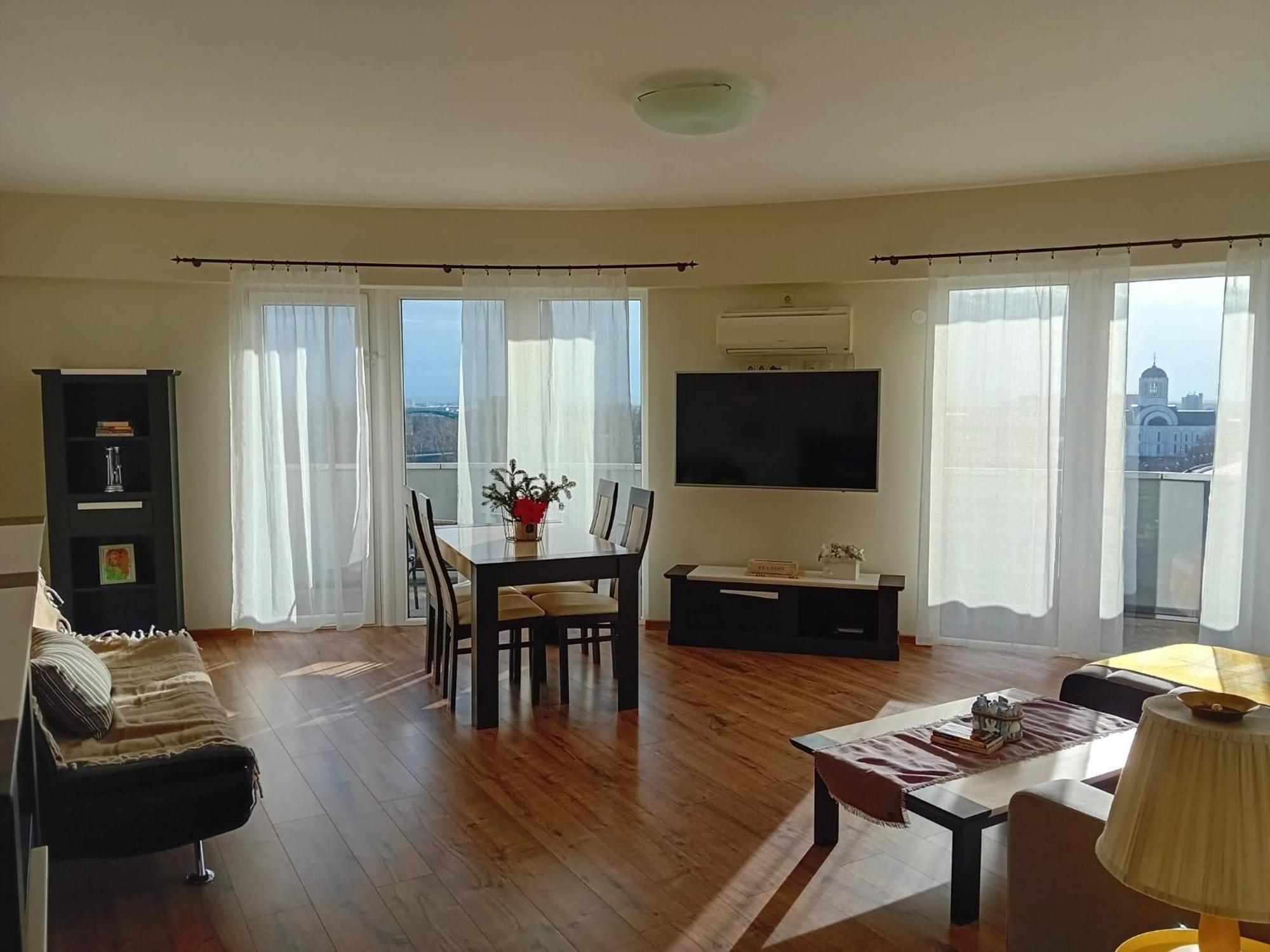 Panorama Apartament Plaza Tower Σάτου Μάρε Εξωτερικό φωτογραφία
